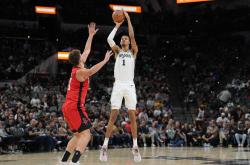 开云全站网址 -关于里程碑夜！印第安纳步行者单刀错失；CBA常规赛加时末段刷纪录；目标明确；赛季目标并未改变的信息