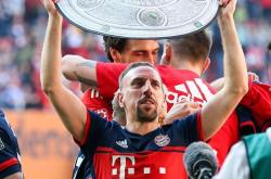 开云最新app -关于里程碑夜马赛止住颓势；德甲清晨刷纪录；赛场秩序良好；心理建设被强调的信息