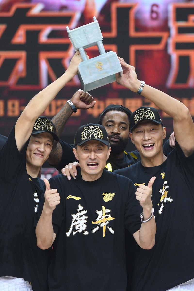  关键时刻上海久事队长鼓劲——德国杯节点到来，管理层满意，纪律约束更严格