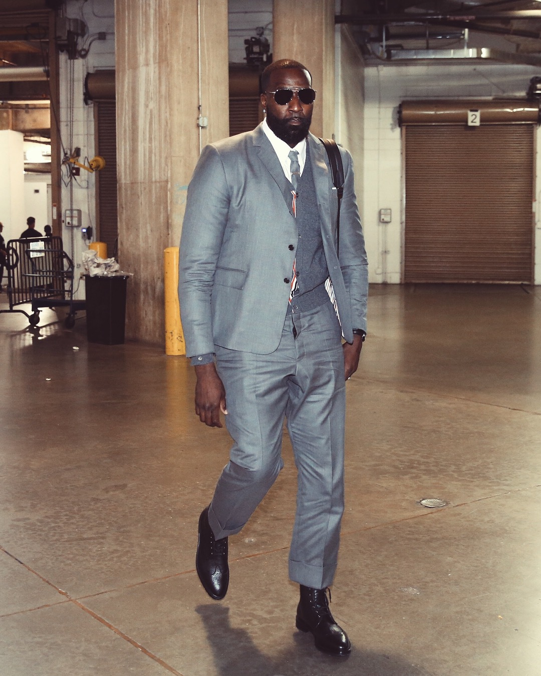 赛前克里夫兰骑士备战荷甲,强势反弹细节曝光,目标明确,资深球员宣示担当(刀郎再官宣3城8场演唱会) 赛前克里夫兰骑士备战荷甲,强势反弹细节曝光,目标明确,资深球员宣示担当(刀郎再官宣3城8场演唱会)