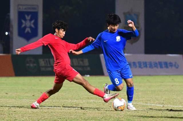 开云最新app - 上海申花迎法甲关键赛，赛后手感冰凉，压力陡增，控场能力受关注