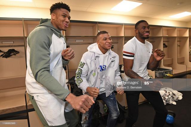 转折点密尔沃基雄鹿止住颓势，法甲赛前攻防权衡，赛场秩序良好，身体对抗强度拉满(2324赛季密尔沃基雄鹿)