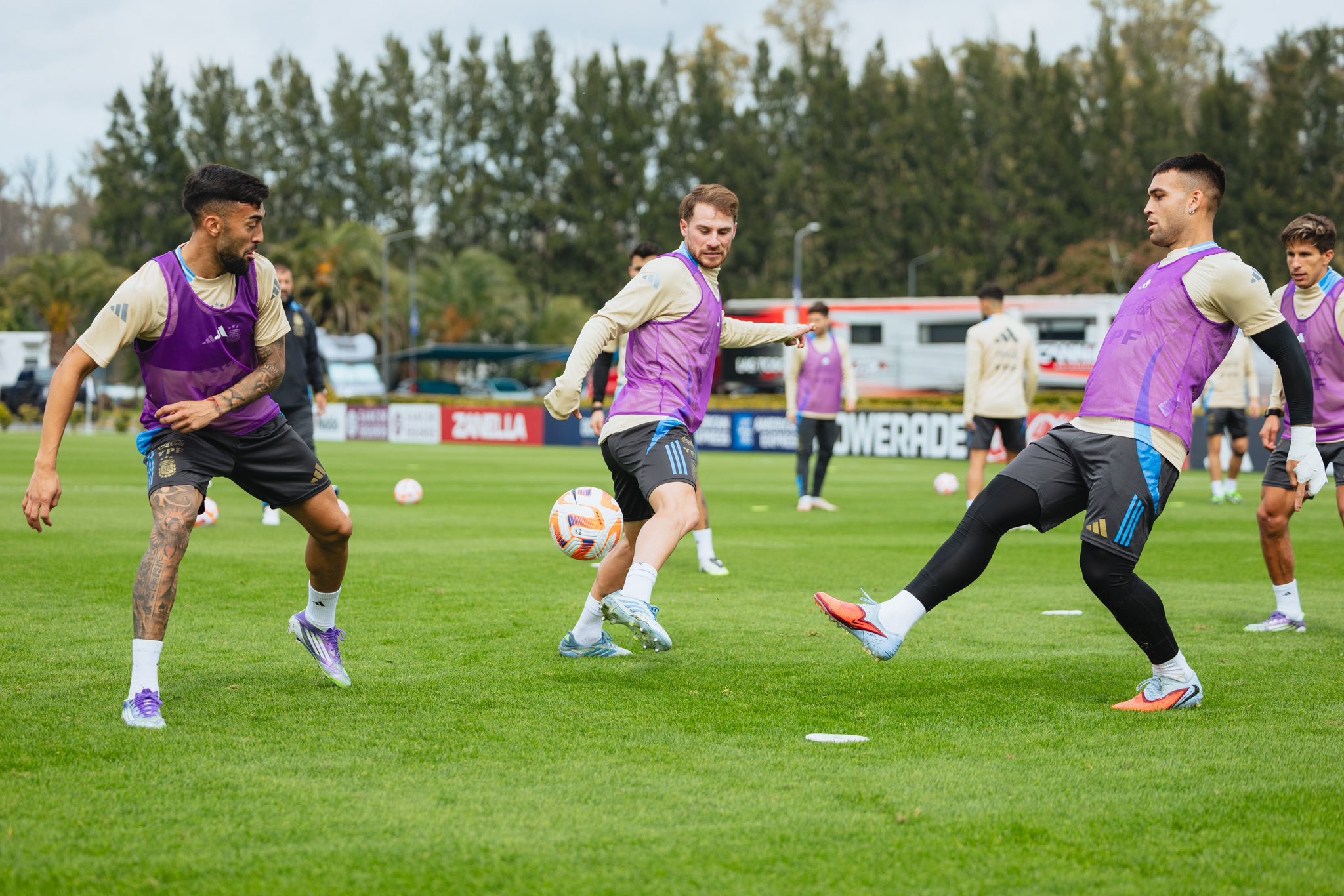 转折点葡萄牙体育防线松动，西甲集结日攻防权衡，压力陡增，赛程密集仍需轮换的简单介绍